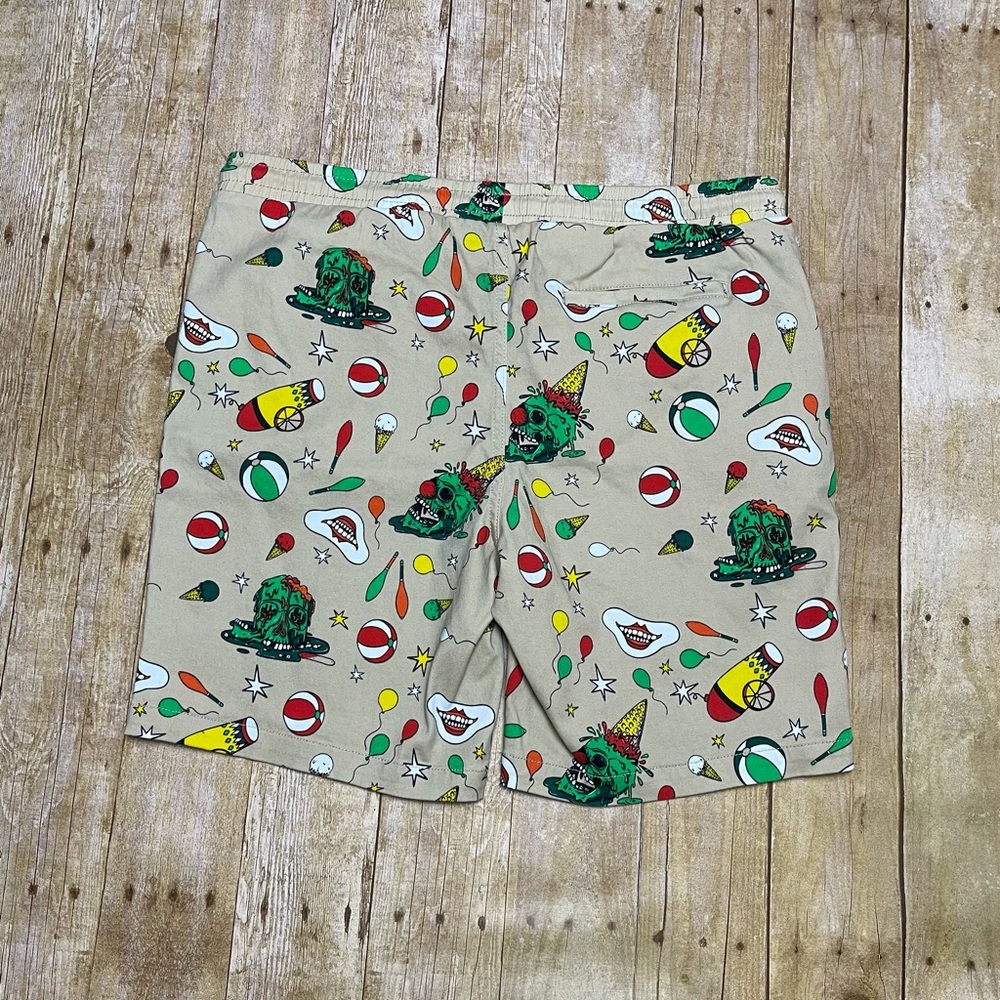 ‎Shorts - Picture 4 of 4